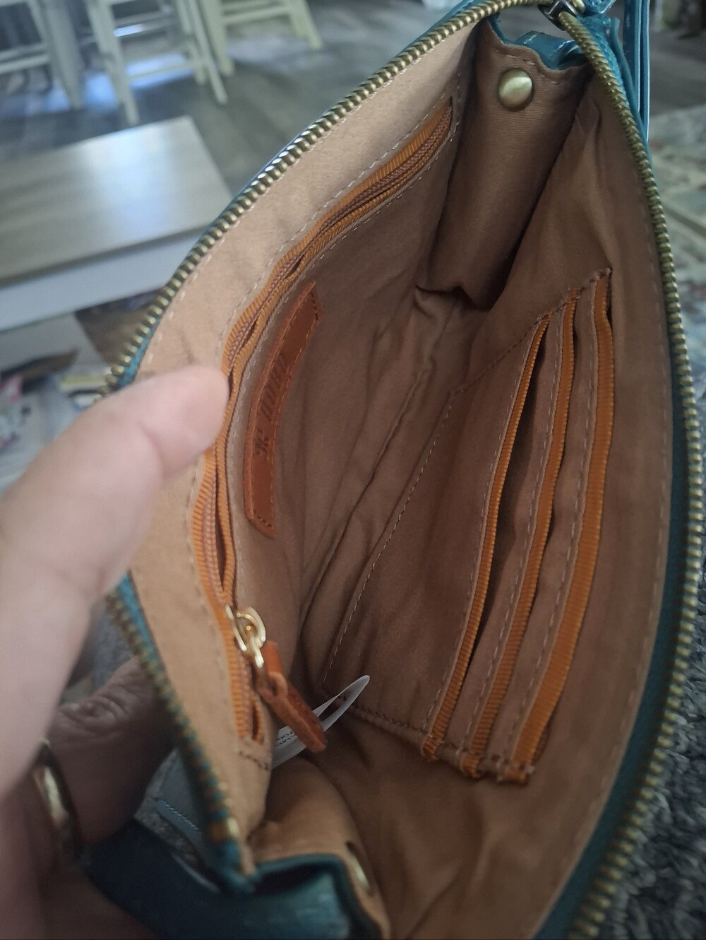 HOBO Teal Leather Crossbody Bag - Stylish Everyday Carry - Picture 3 of 6